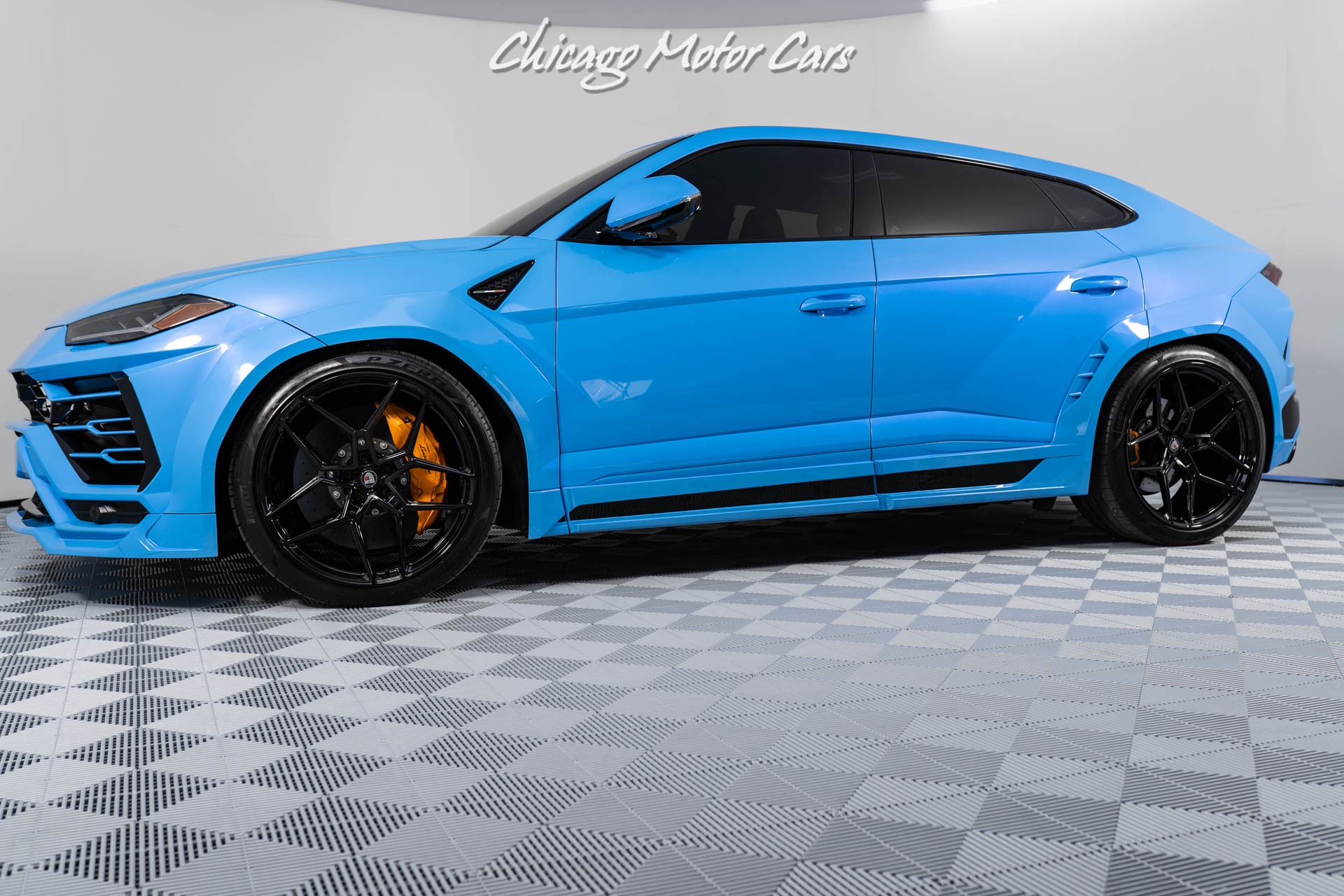 Used-2021-Lamborghini-Urus-Only-6K-Miles-Novitec-Widebody-Anrky-Wheels-11-Blu-Cepheus