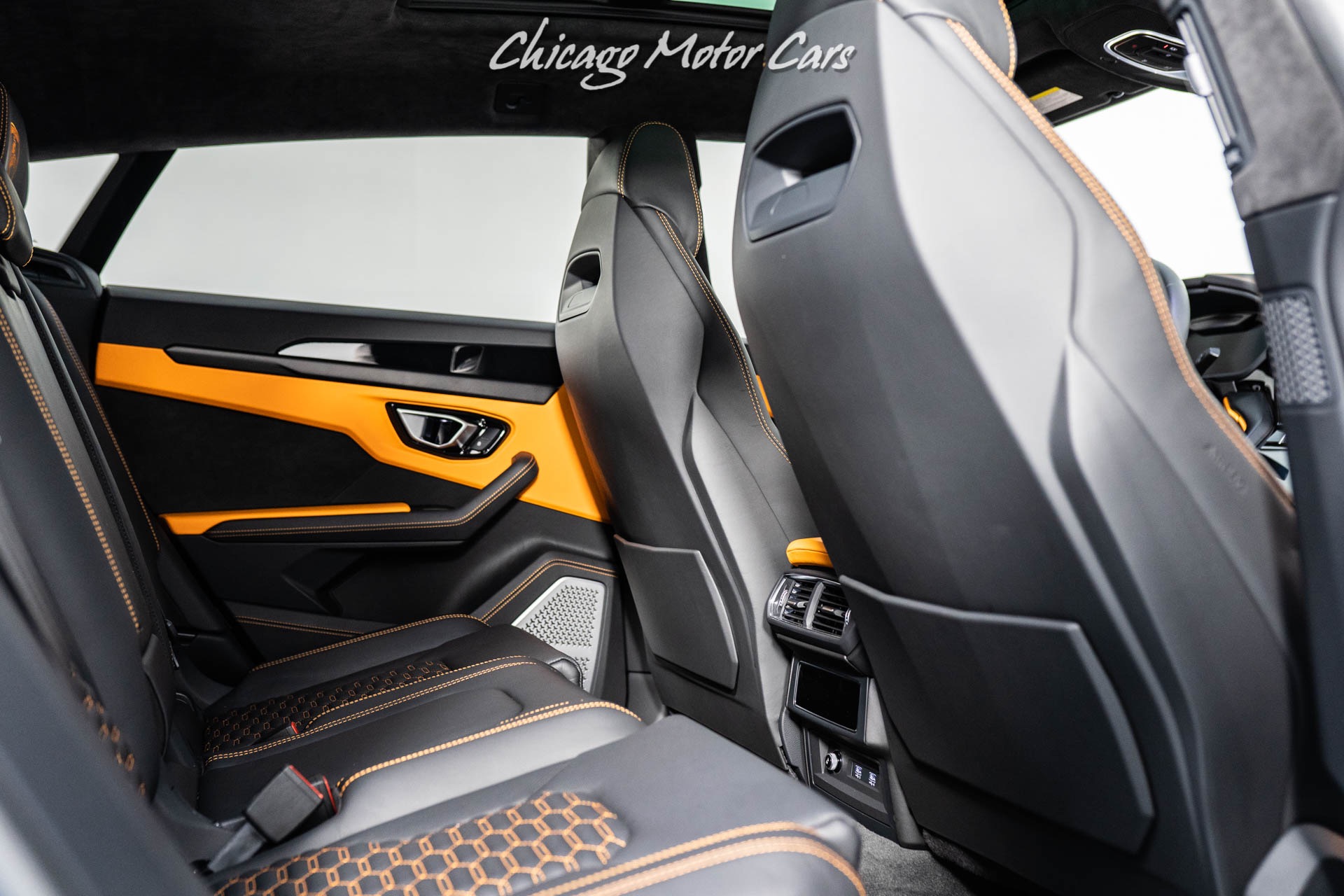 Used-2021-Lamborghini-Urus-Only-6K-Miles-Novitec-Widebody-Anrky-Wheels-11-Blu-Cepheus