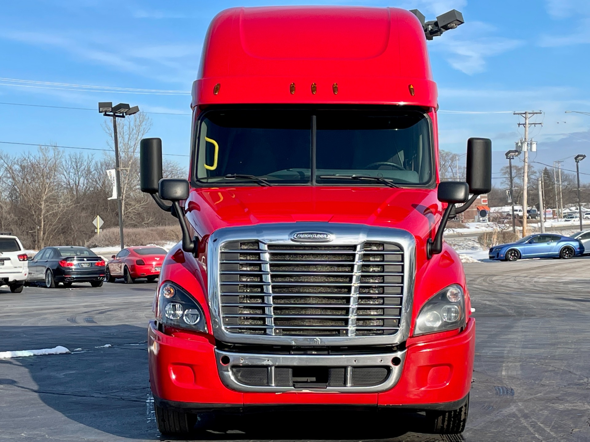 Used-2016-Freightliner-Cascadia-125-Evolution-Sleeper---Cummins-ISX-450-HP---10-Speed-Manual