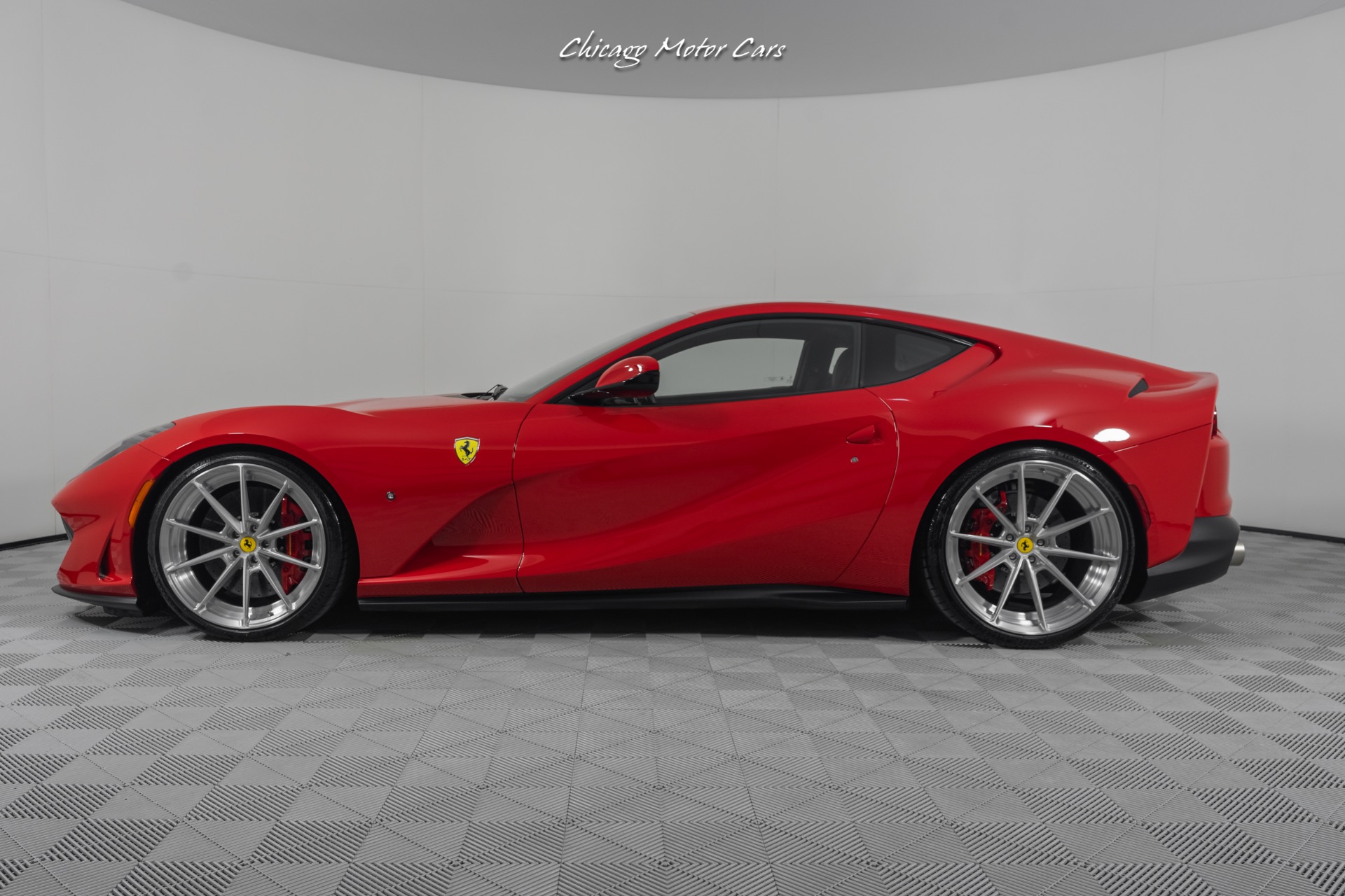 Used-2019-Ferrari-812-Superfast-Coupe-Only-6k-Miles-Anrky-Wheels-Carbon-Steering-Wheel-Front-PPF