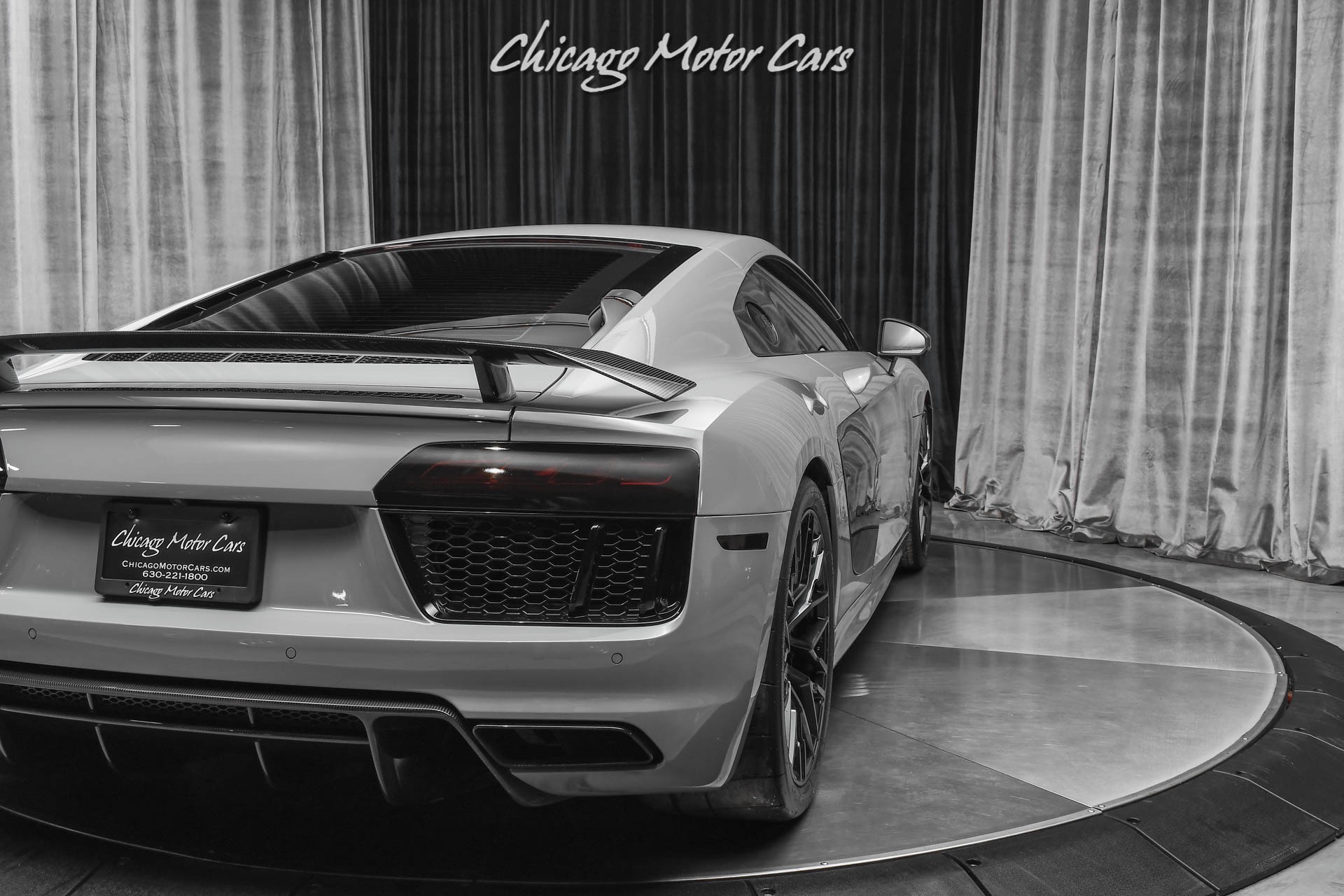 Used-2017-Audi-R8-52-quattro-V10-Plus-Coupe-Audi-Exclusive-Nardo-Grey-LOW-Miles-LOADED