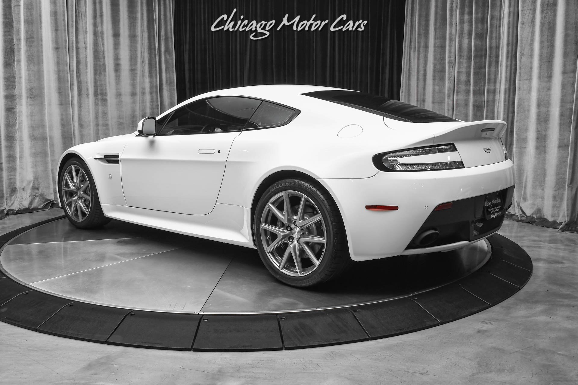 Used-2015-Aston-Martin-V8-Vantage-GT-Coupe-Speedway-White-ONLY-8K-Miles-Well-Equipped