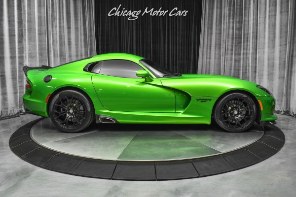 Used-2017-Dodge-Viper-GTC-Coupe-RARE-Stryker-Green-Pearl-Aero-Package-ONLY-1K-Miles-LOADED