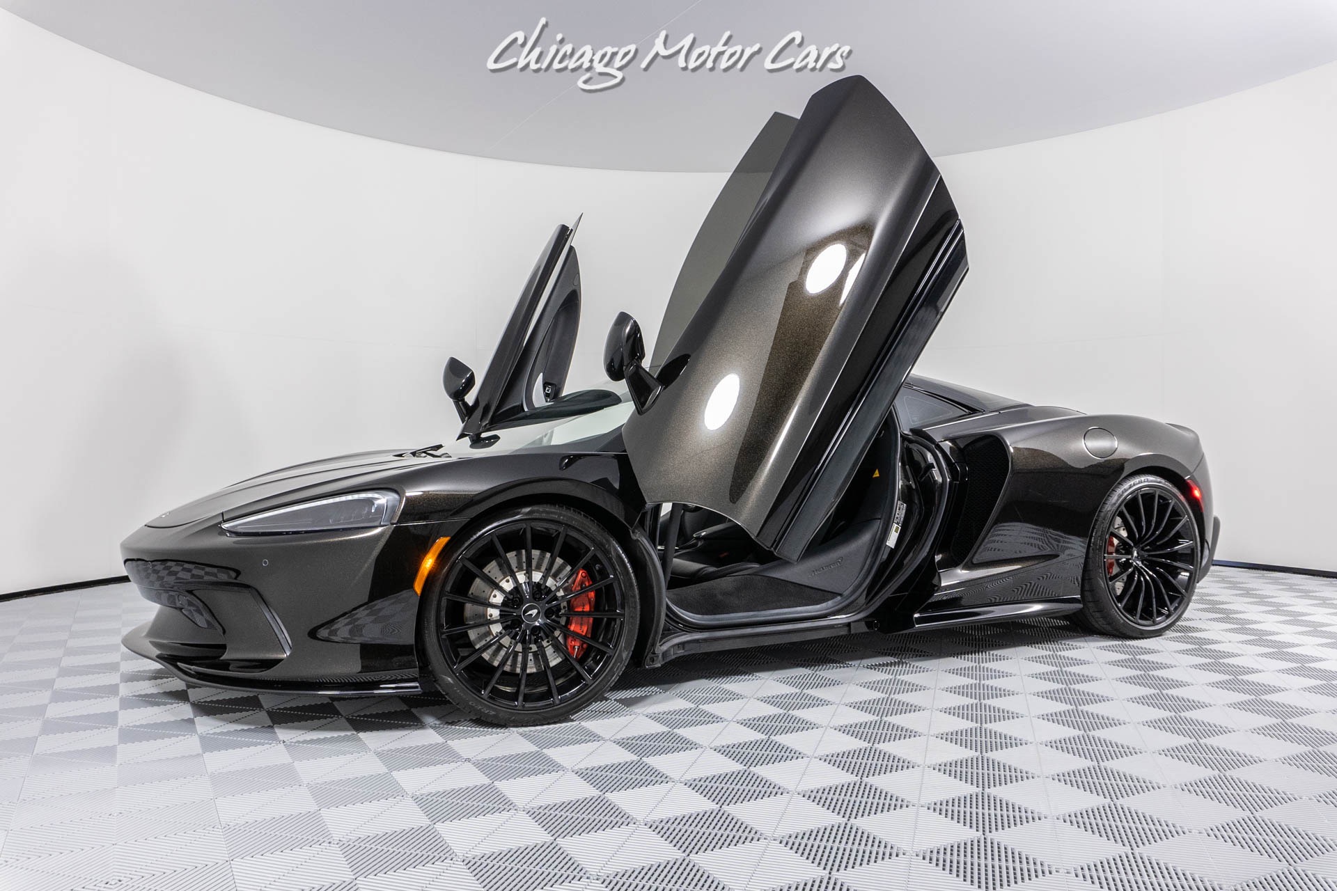 Used-2020-McLaren-GT-Premium-Pack-Sports-Exhaust-P22-luxe-ONLY-3k-Miles