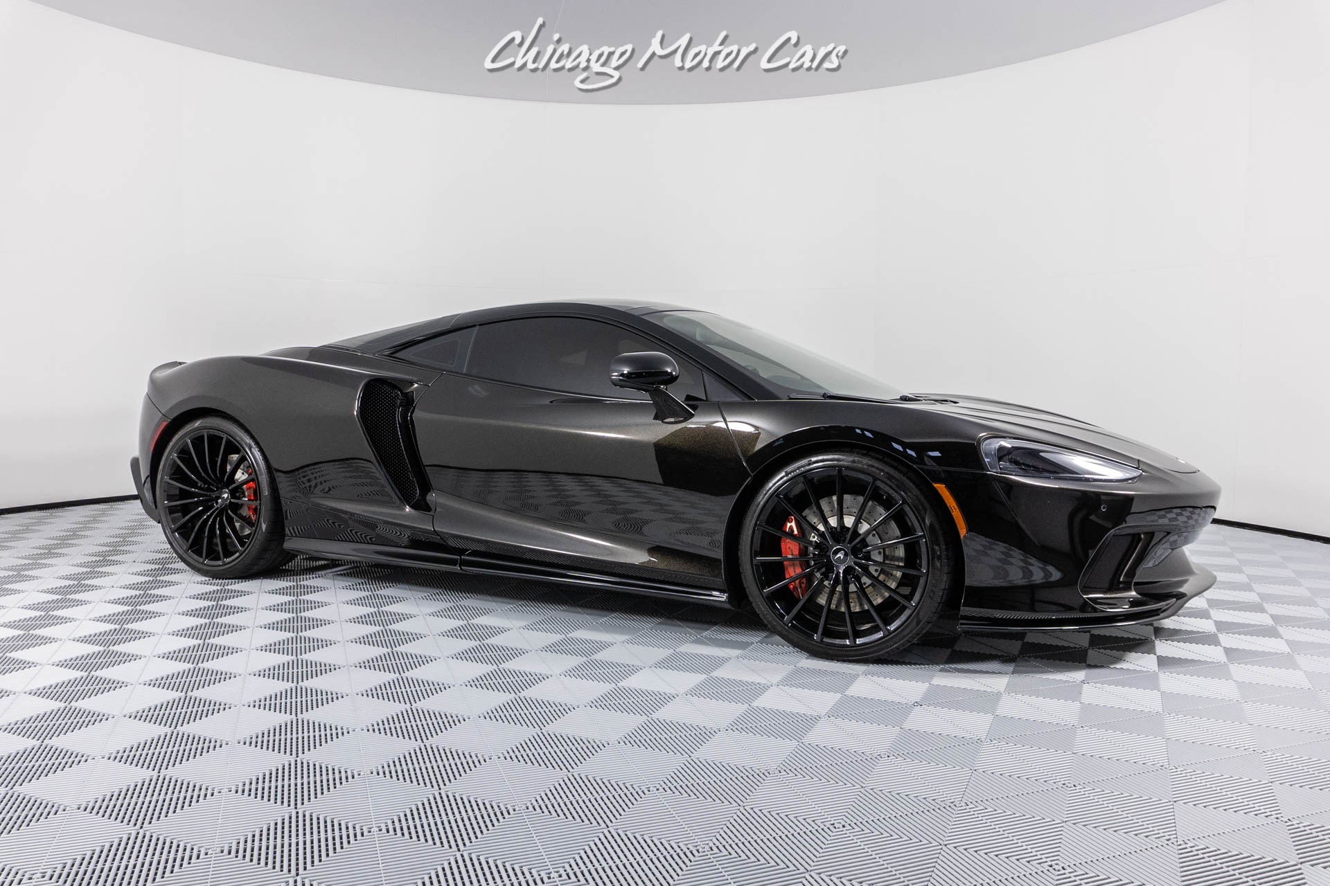 Used-2020-McLaren-GT-Premium-Pack-Sports-Exhaust-P22-luxe-ONLY-3k-Miles