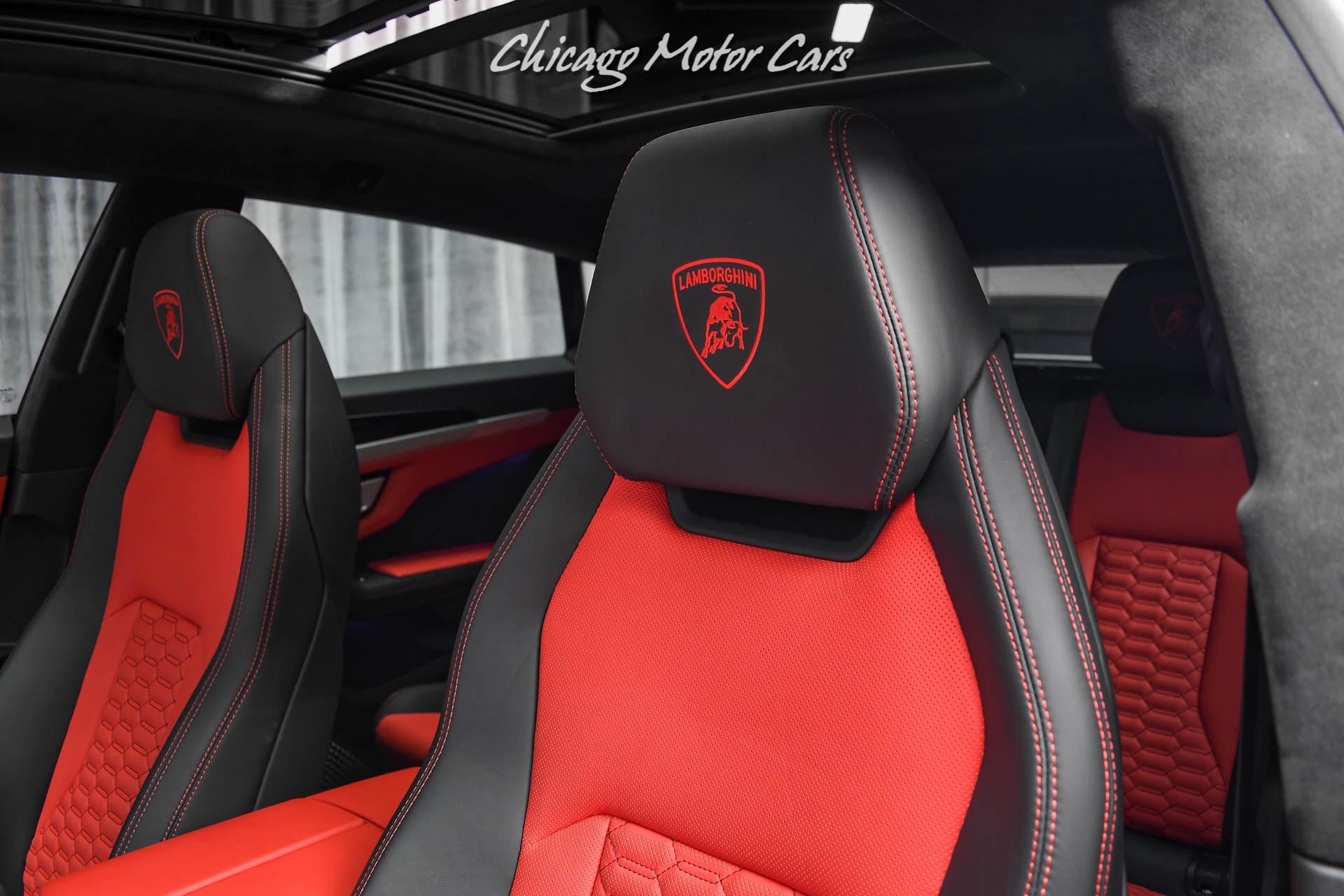 Used-2020-Lamborghini-Urus-SUV-Hot-Color-Combo-B-O-3D-Style-Package-Front-PPF-LOADED