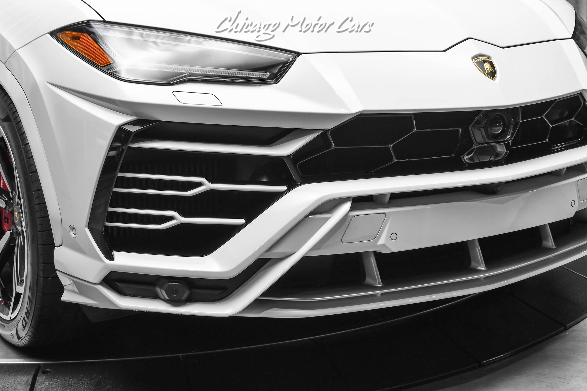 Used-2020-Lamborghini-Urus-SUV-Hot-Color-Combo-B-O-3D-Style-Package-Front-PPF-LOADED