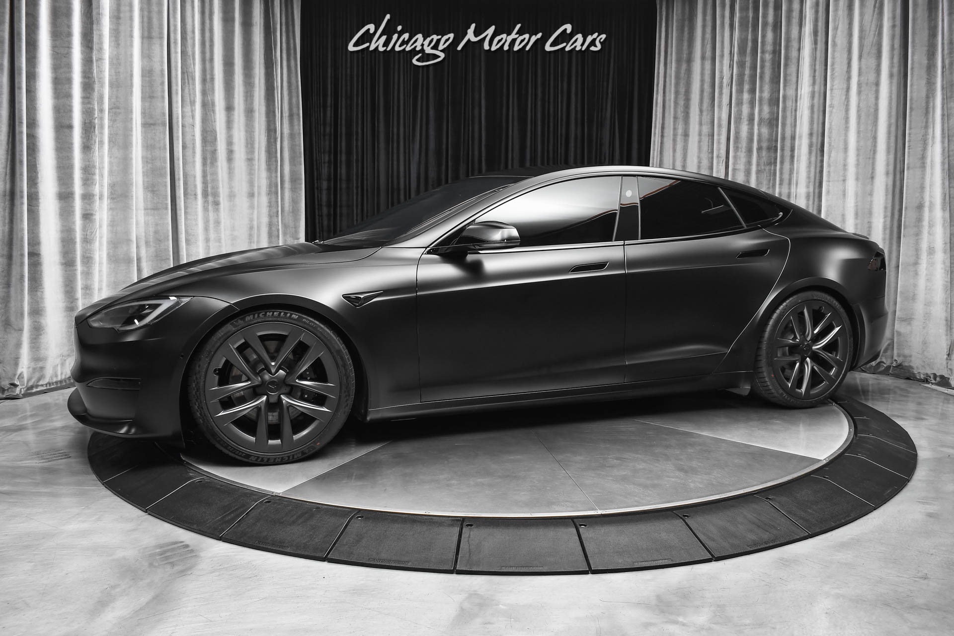 used-2022-tesla-model-s-plaid-sedan-only-1k-miles-1-020-hp-worlds