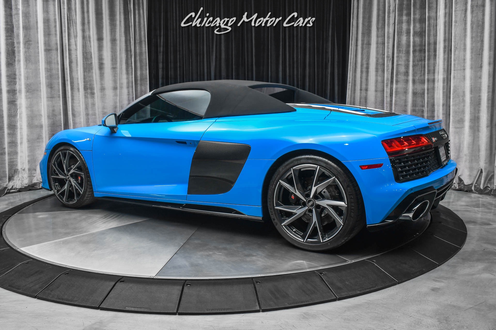 Used-2022-Audi-R8-52-V10-performance-Spyder-Convertible-ONLY-317-Miles-Riviera-Blue-Carbon