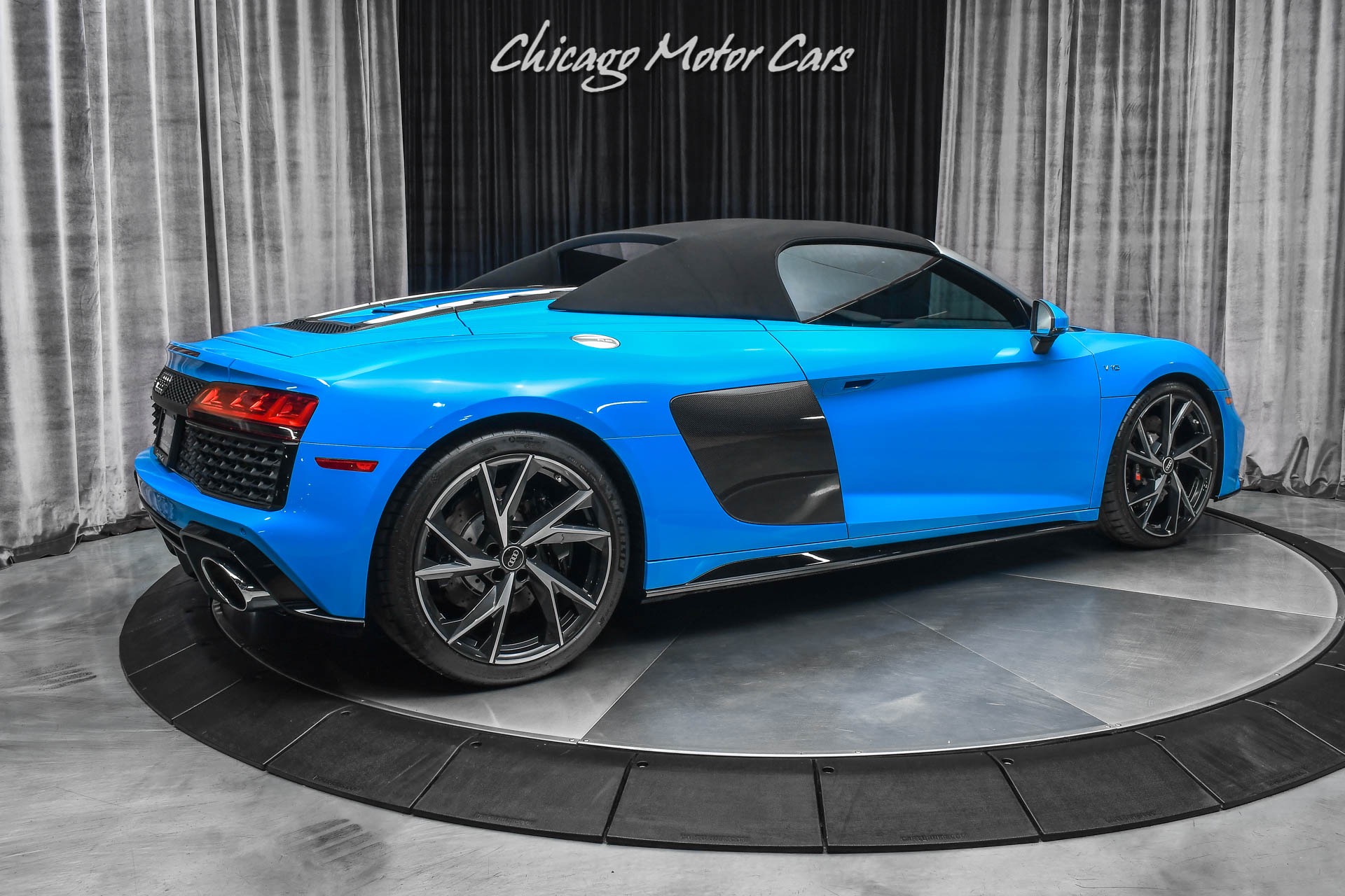 Used-2022-Audi-R8-52-V10-performance-Spyder-Convertible-ONLY-317-Miles-Riviera-Blue-Carbon