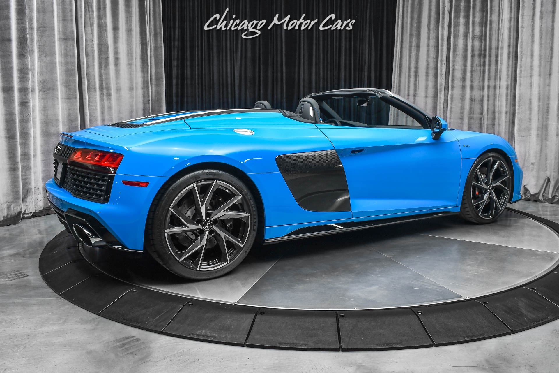 audi r8 spyder blue