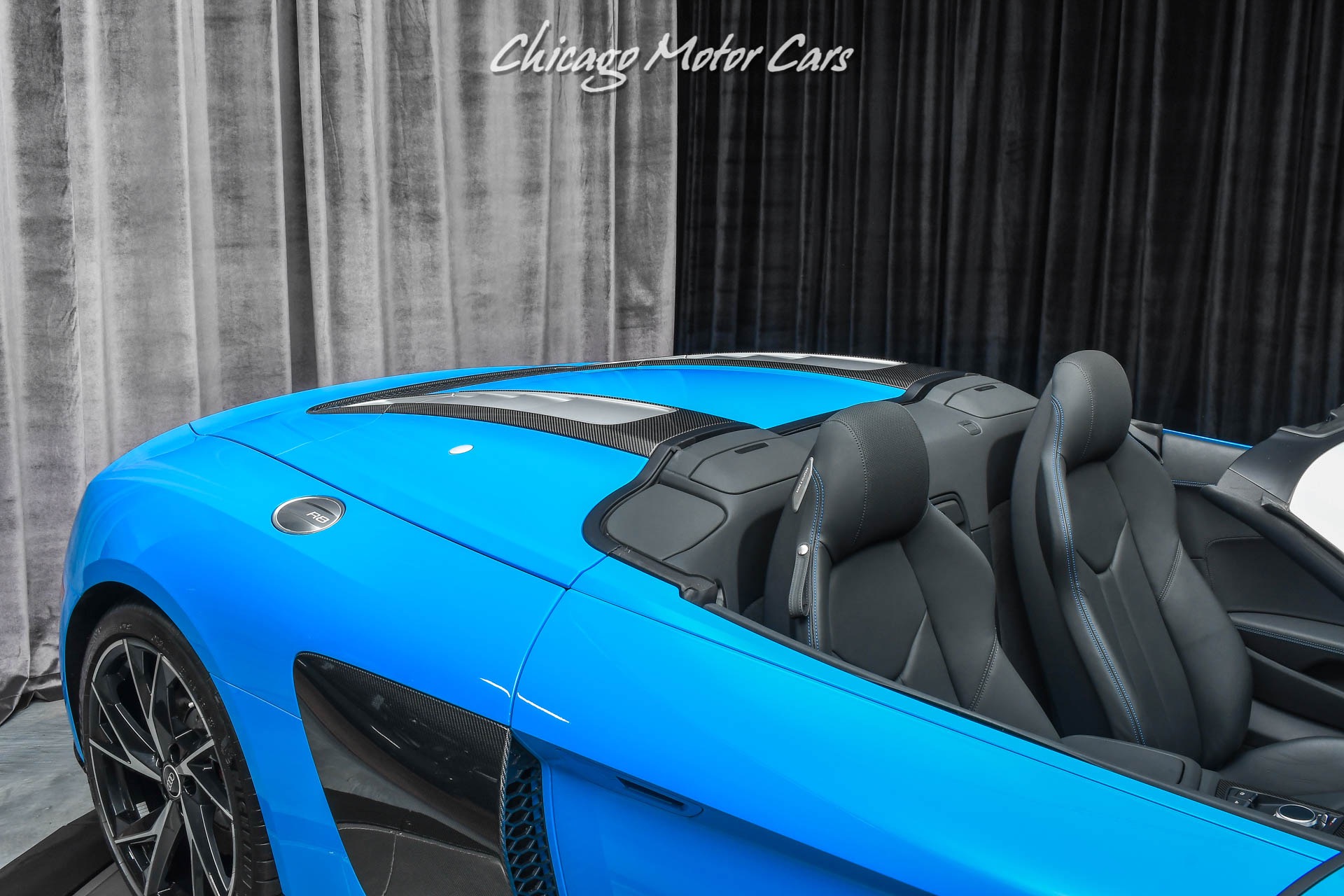 Used-2022-Audi-R8-52-V10-performance-Spyder-Convertible-ONLY-317-Miles-Riviera-Blue-Carbon