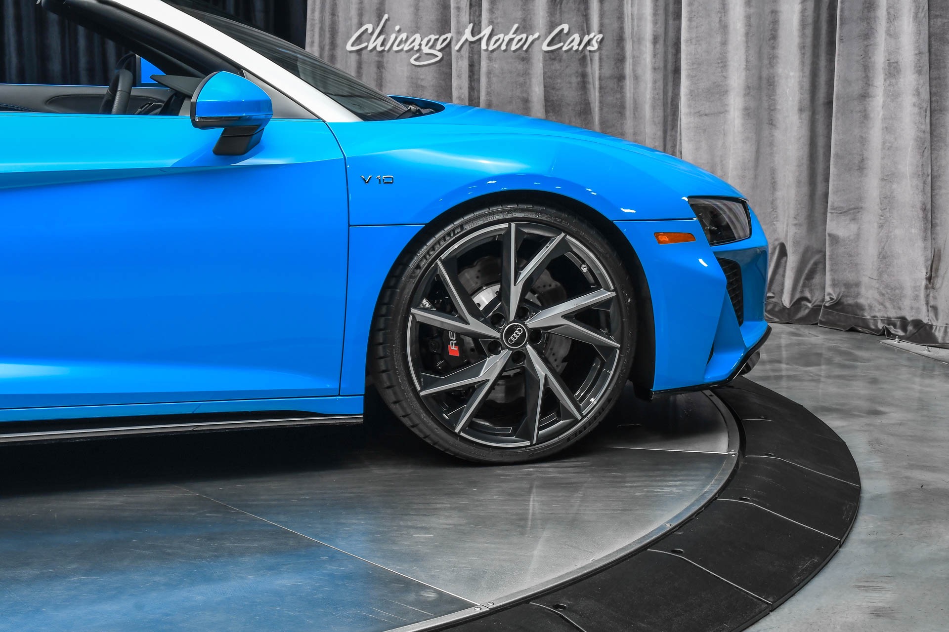 Used-2022-Audi-R8-52-V10-performance-Spyder-Convertible-ONLY-317-Miles-Riviera-Blue-Carbon