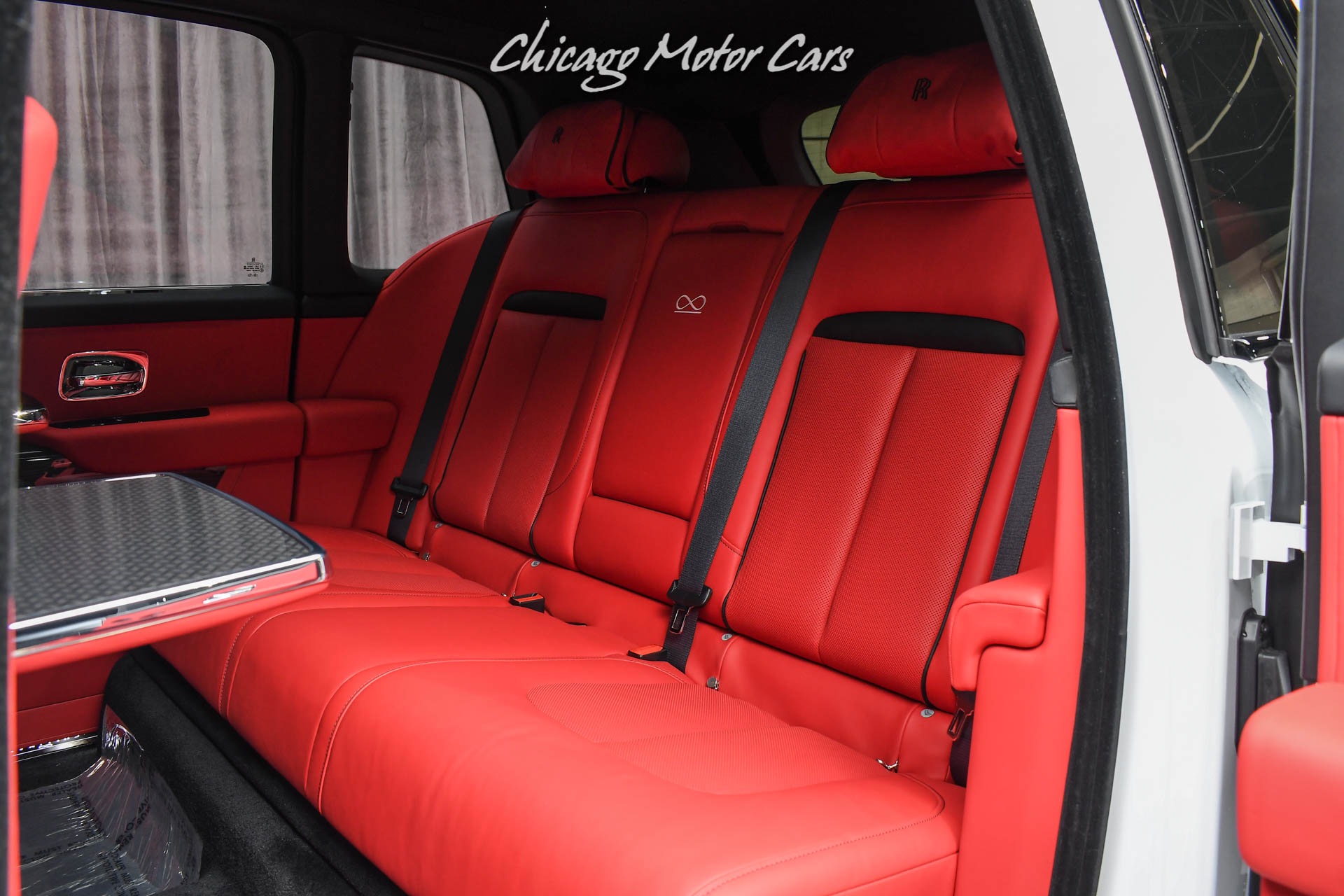 Used-2022-Rolls-Royce-Cullinan-Black-Badge-Shooting-Star-Headliner-HOT-Spec-LOADED-Red-Interior