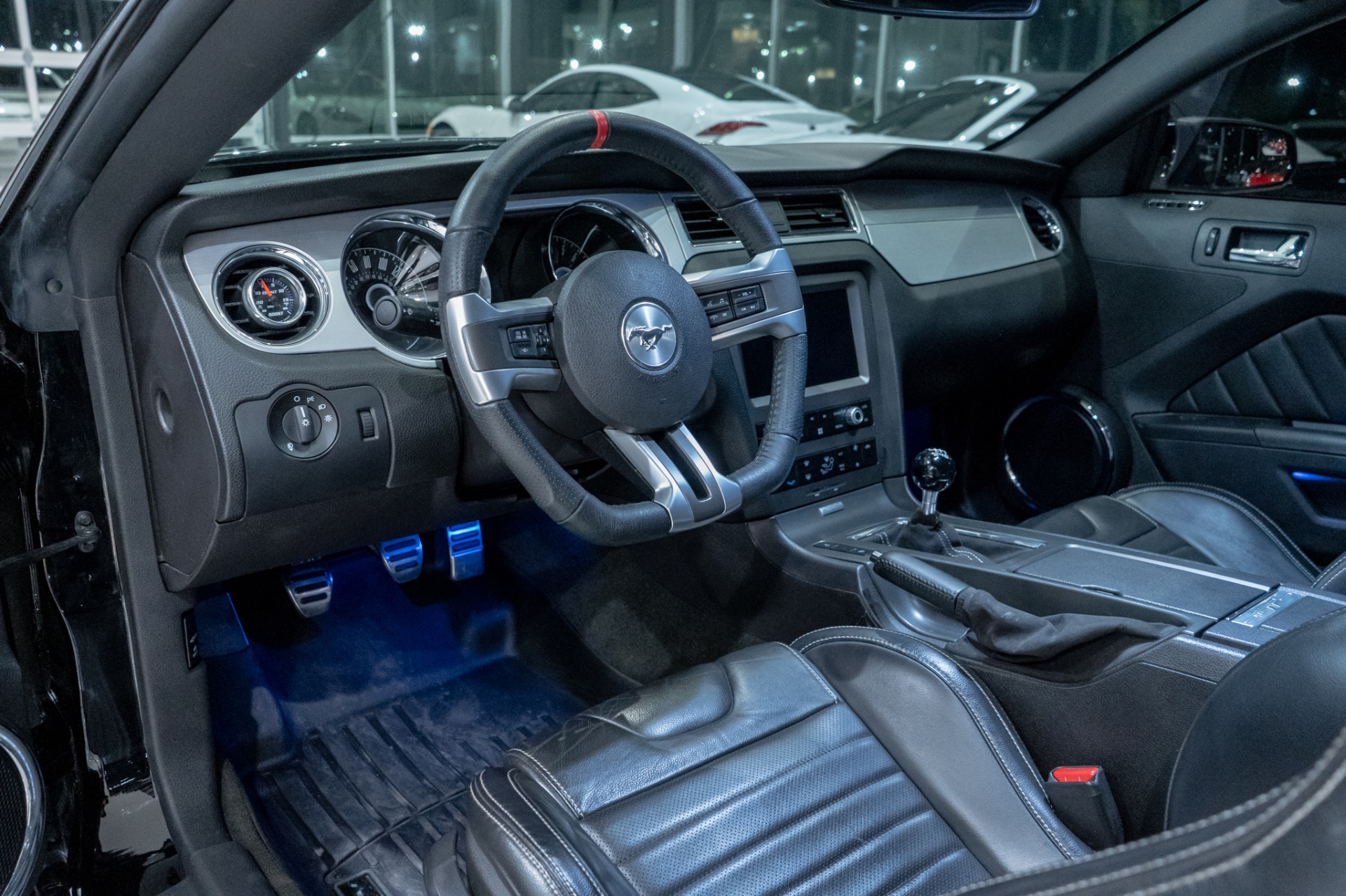 2014 mustang interior deals mods