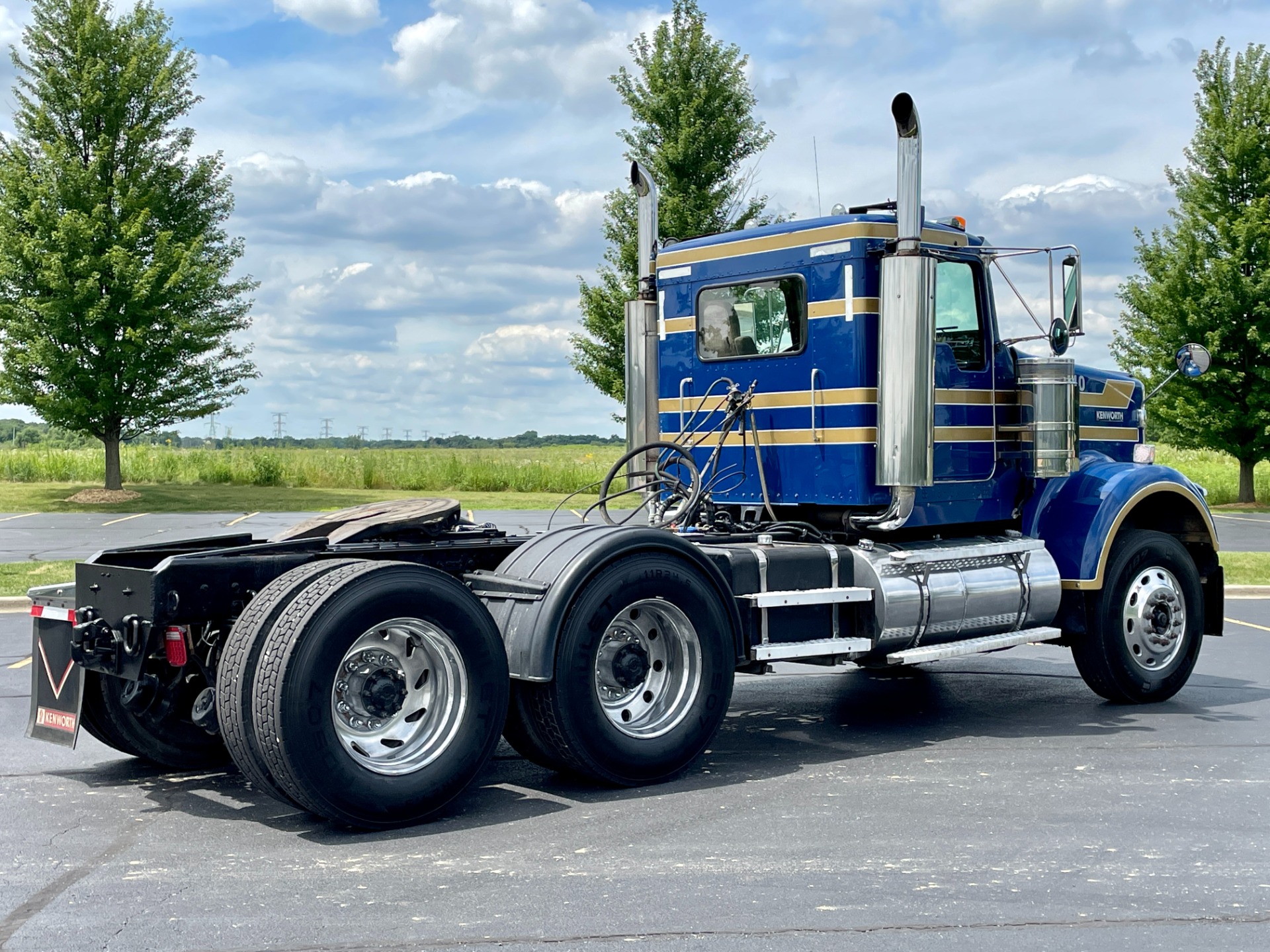 Used 2000 Kenworth W900 Day Cab CAT C15-6NZ 490 Horsepower - 18 Speed