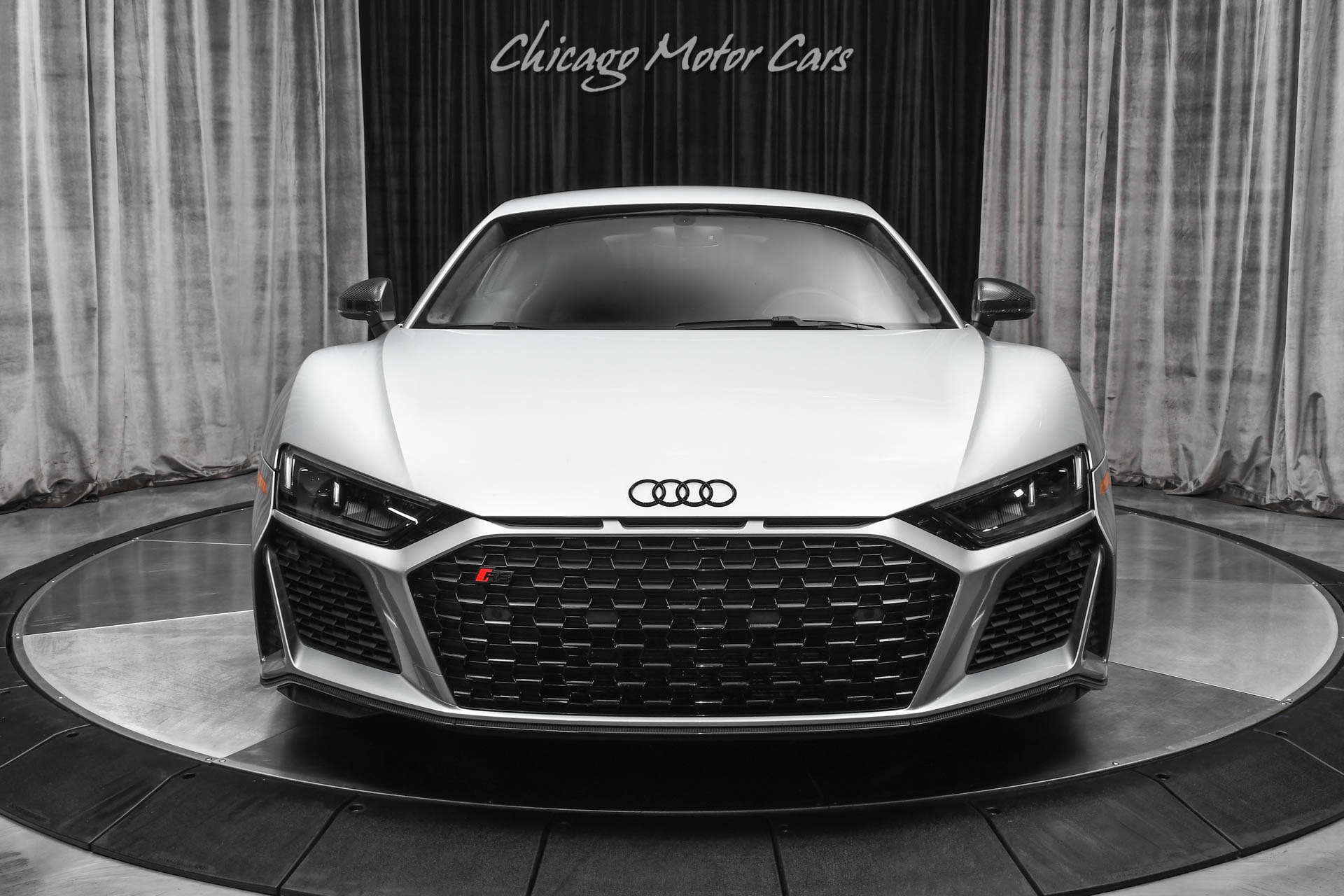 used-2020-audi-r8-5-2-quattro-v10-performance-coupe-carbon-pkg-b-o