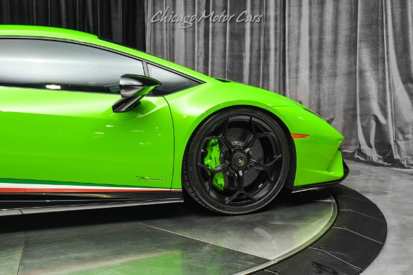 Used-2018-Lamborghini-Huracan-LP640-4-Performante-VERDE-MANTIS-FINISH-FORGED-CARBON-ENGINE-BAY-LOADED