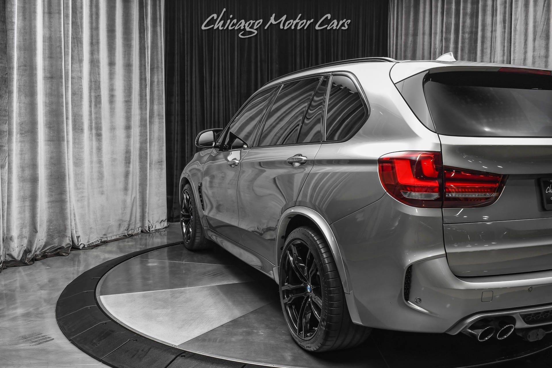 Used-2016-BMW-X5-M-SUV-Executive-Pkg-Cold-Weather-Pkg-B-O-Ceramic-Coated-LOADED