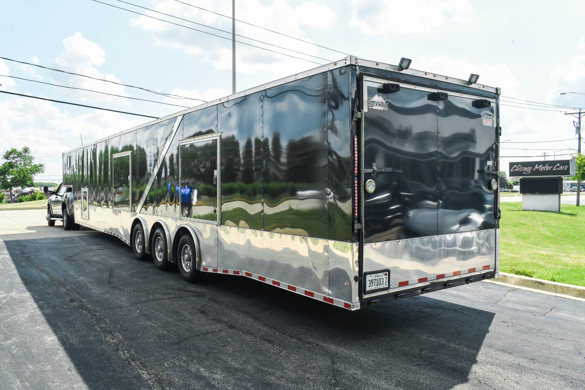 used-2021-rock-solid-48-foot-enclosed-tri-axle-trailer-for-sale