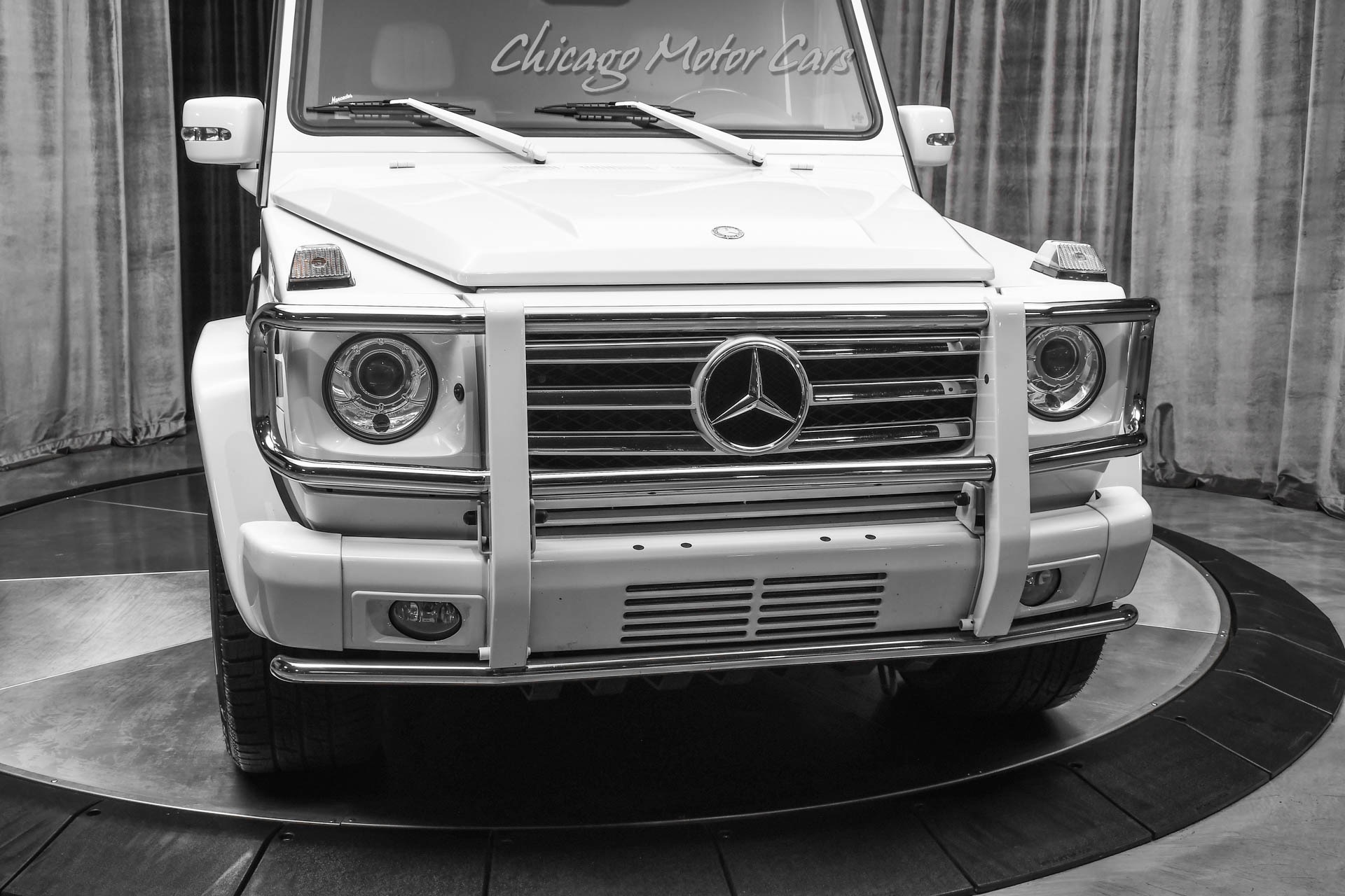 Used-2011-Mercedes-Benz-G55-AMG-4Matic-SUV-Supercharged-V8-Stunning-Color-Combo