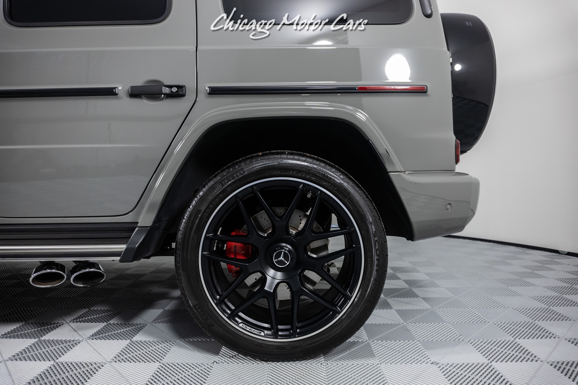 Used-2021-Mercedes-Benz-G-Class-AMG-G63-RARE-G-MANUFAKTUR-INTERIOR-PACKAGE-PLUS-AMG-NIGHT-PACKAGE-LOADED