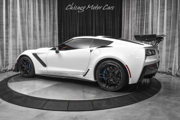 Used-2019-Chevrolet-Corvette-ZR1-3ZR-ZTK-Performance-Package-LOW-Miles-TONS-of-Carbon-LOADED