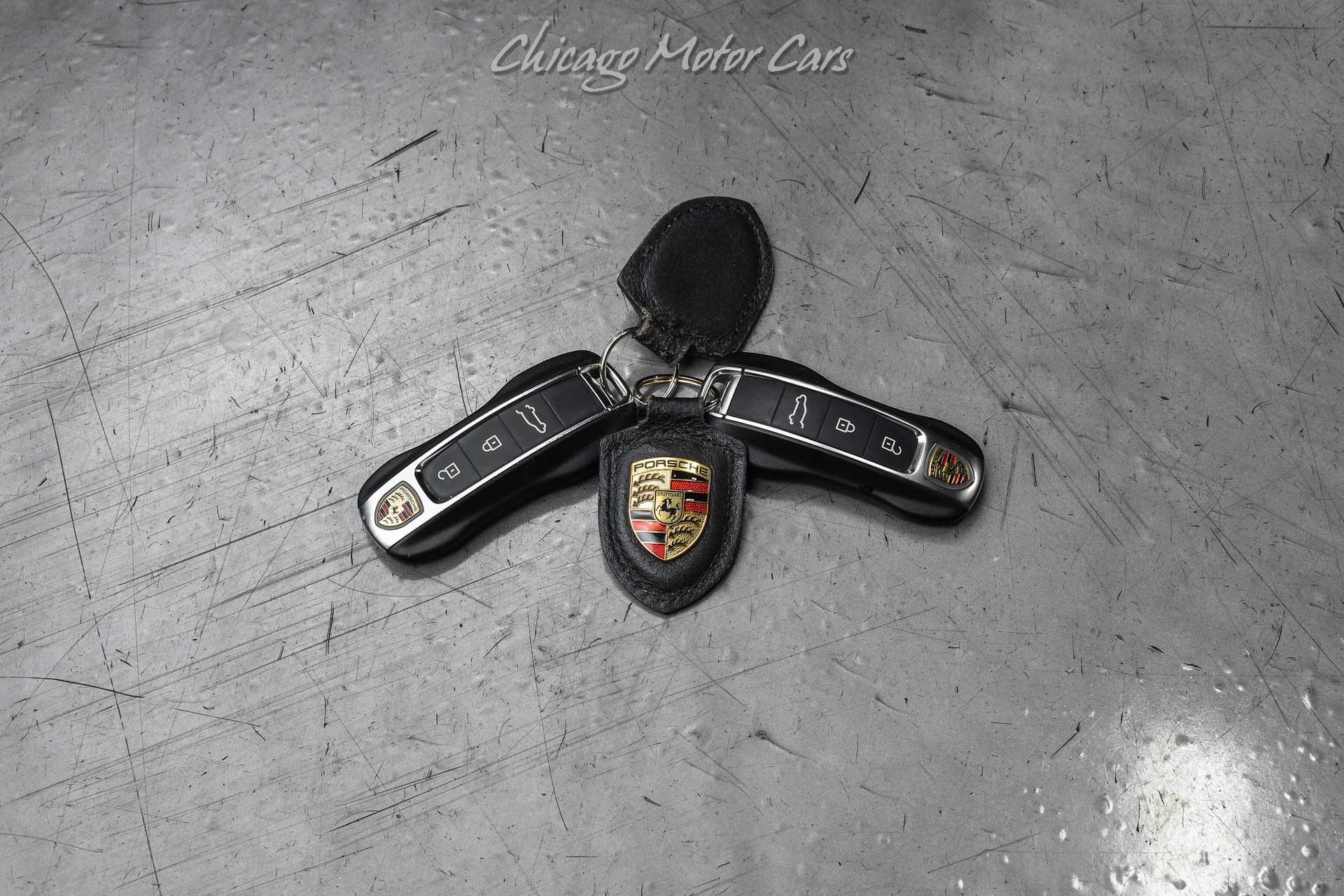 Used-2020-Porsche-Cayenne-Turbo-SUV-Sport-Exhaust-Sport-Chrono-Carbon-Trim-LOADED